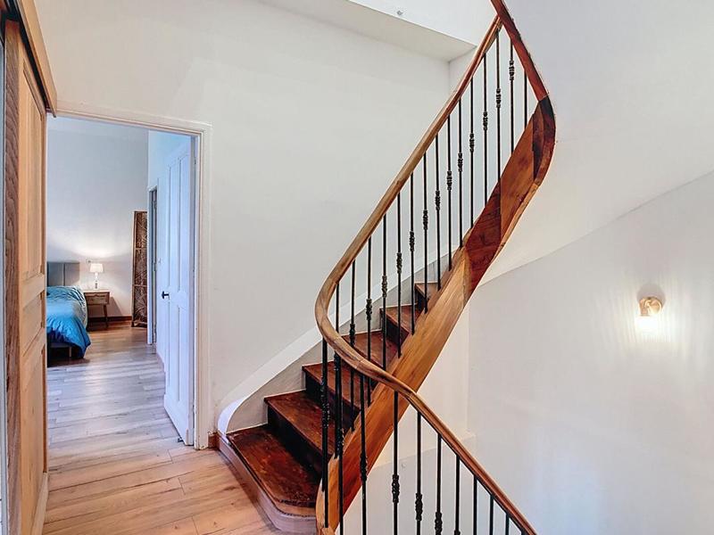 Maison - 200 m² - 7 pièces