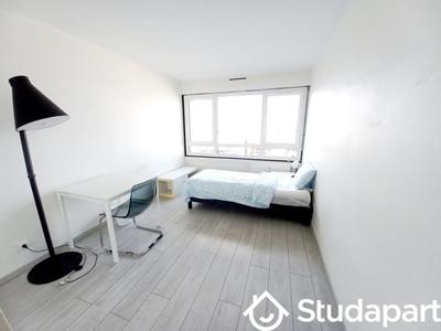 Chambre - 11 m² - 1 pièce