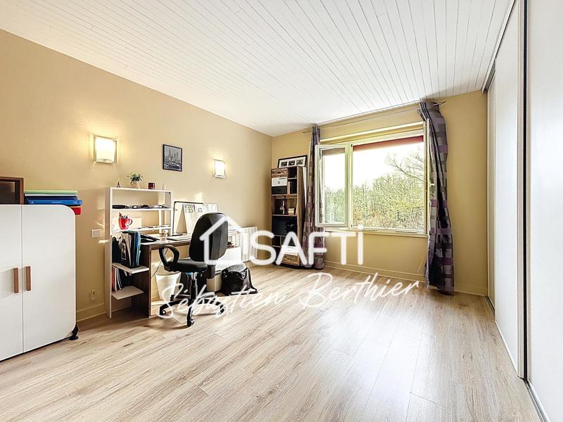 Maison - 190 m² - 6 pièces