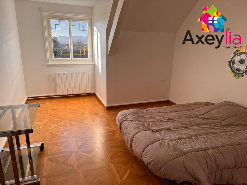 Maison - 283 m² - 10 pièces