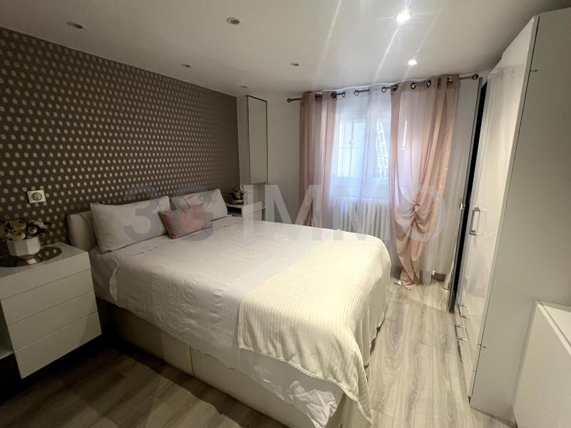 Maison - 160 m² - 5 pièces