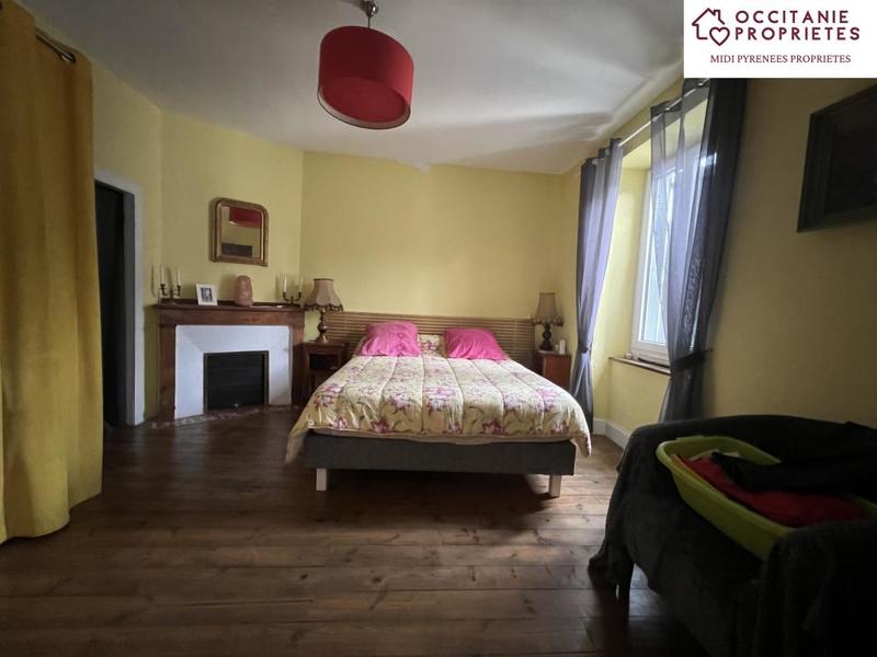 Maison de village - 130 m² - 6 pièces