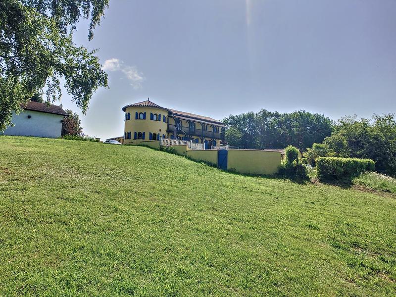 Maison de maîtres - 300 m² - 7 pièces