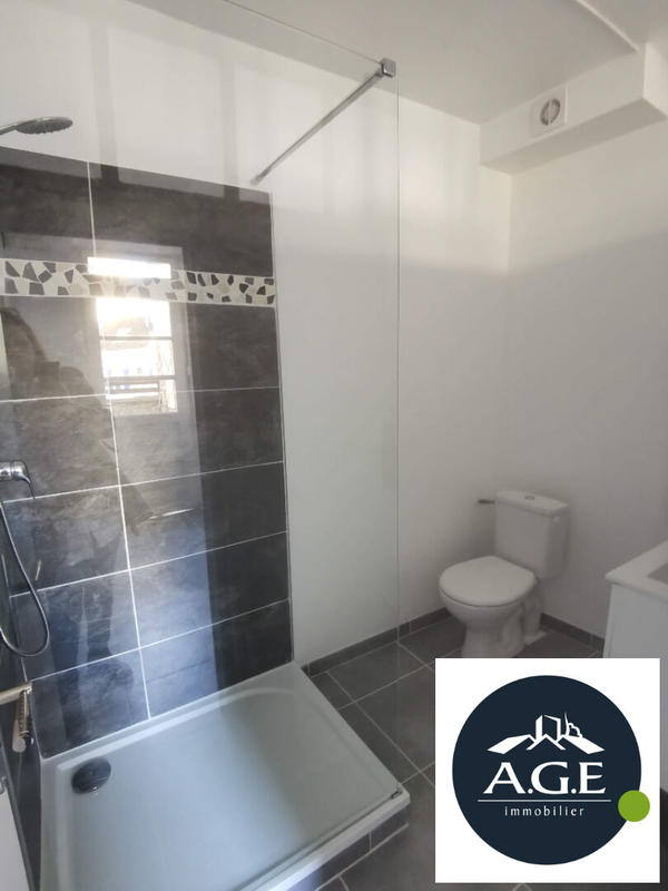 Immeuble - 275 m² - 9 pièces