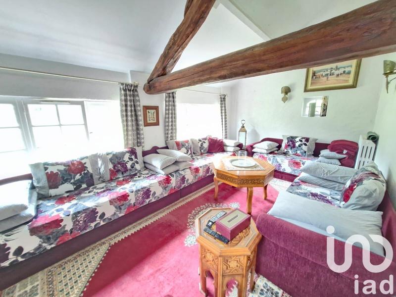 Maison - 200 m² - 11 pièces