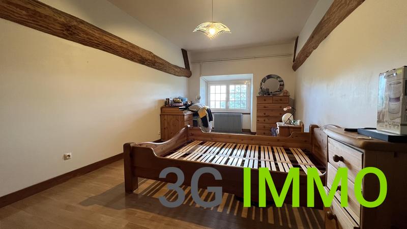 Maison ancienne - 210 m² - 8 pièces
