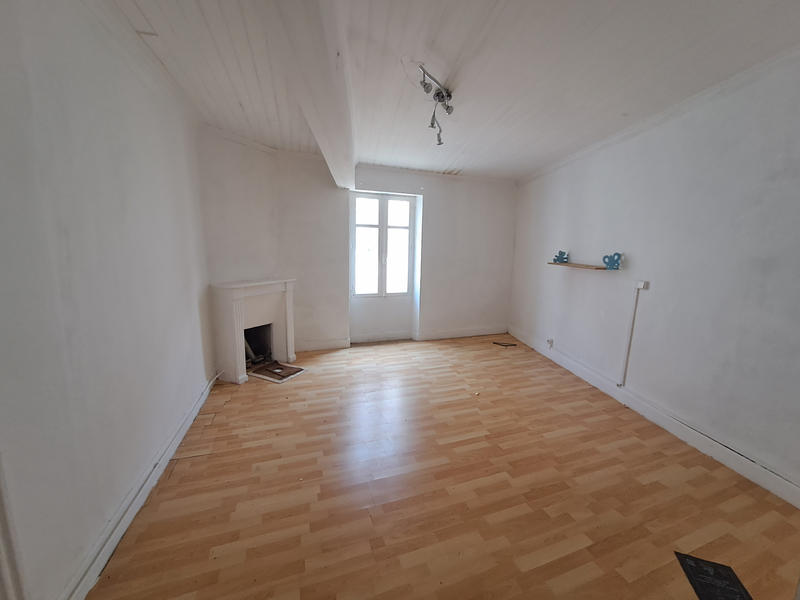 Maison - 170 m² - 6 pièces