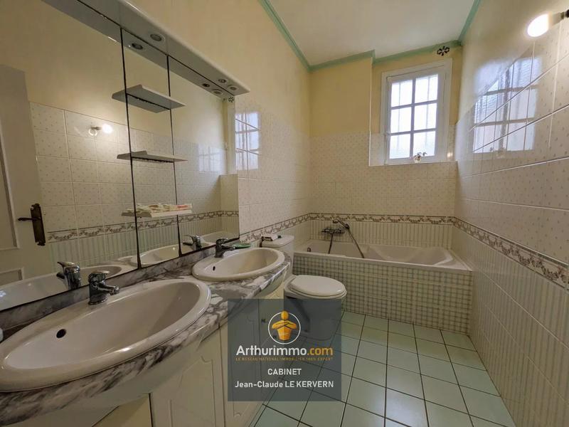 Maison - 193 m² - 7 pièces