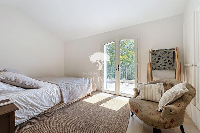 Propriété - 125 m² - 4 pièces