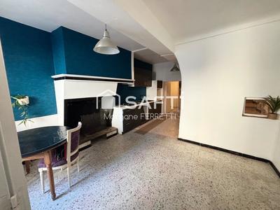 Maison - 200 m² - 4 pièces