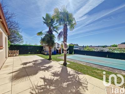 Maison - 139 m² - 5 pièces