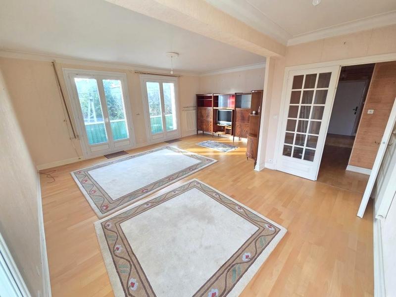 Appartement - 77 m² - 4 pièces