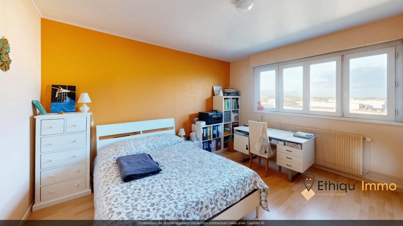 Appartement - 100 m² - 4 pièces