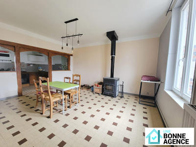 Maison traditionnelle - 133 m² - 7 pièces