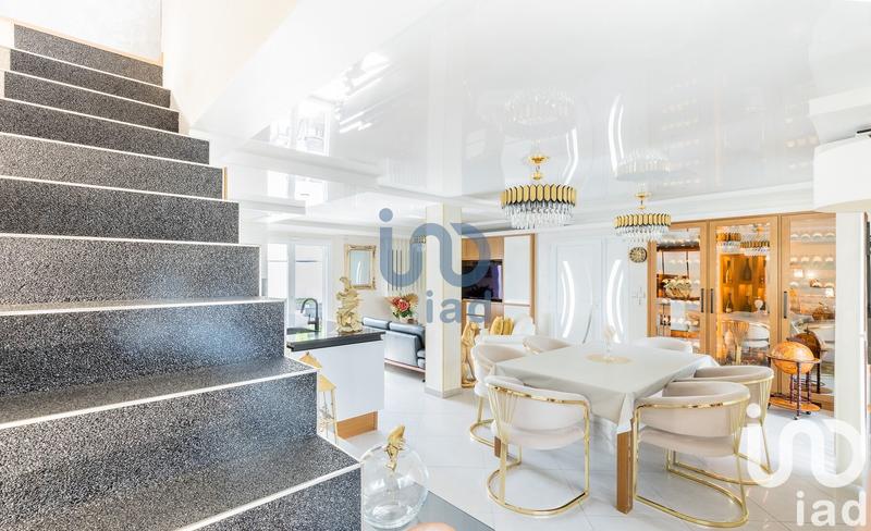 Maison - 142 m² - 6 pièces