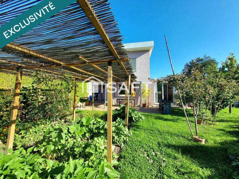 Maison - 96 m² - 4 pièces