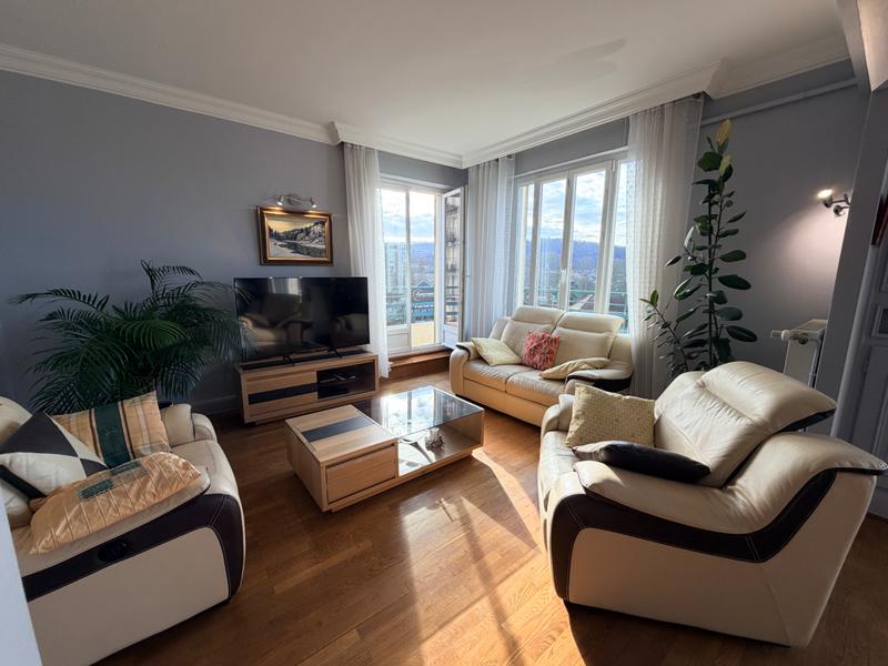 Appartement - 107 m² - 5 pièces