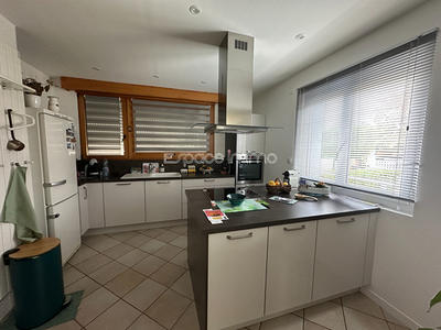 Maison - 162 m² - 7 pièces