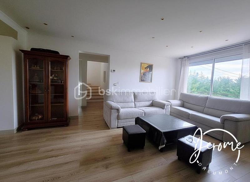 Maison - 148 m² - 7 pièces