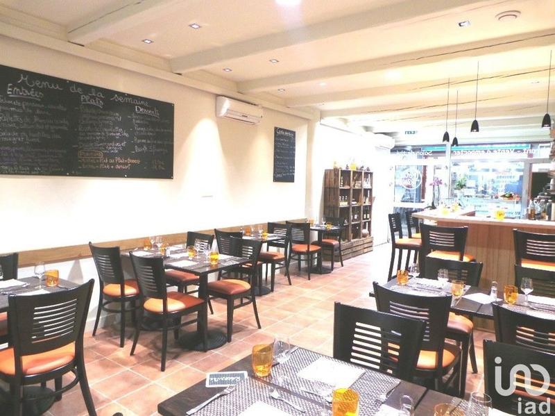 Local commercial - 64 m²