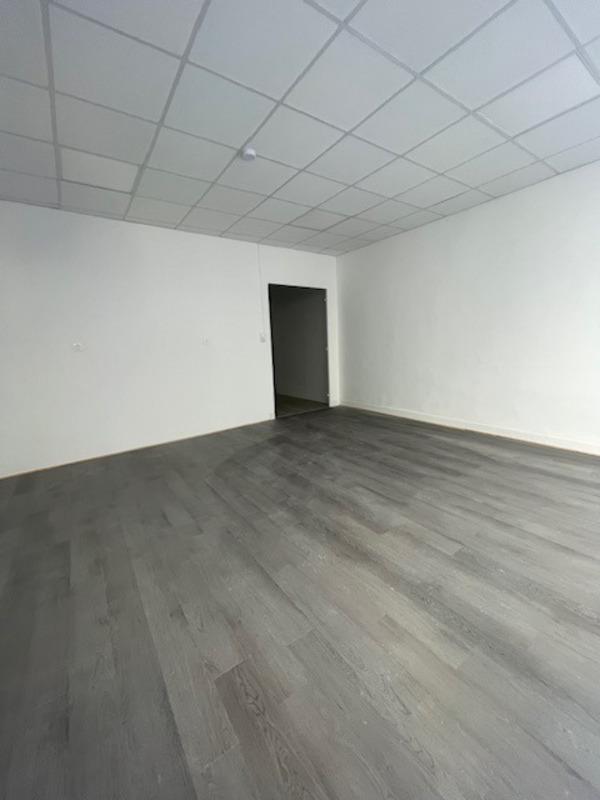 Local commercial - 65 m² - 2 pièces