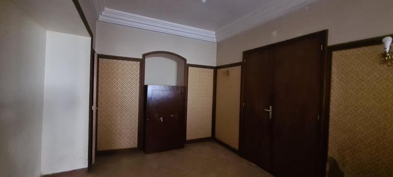 Maison - 215 m² - 9 pièces