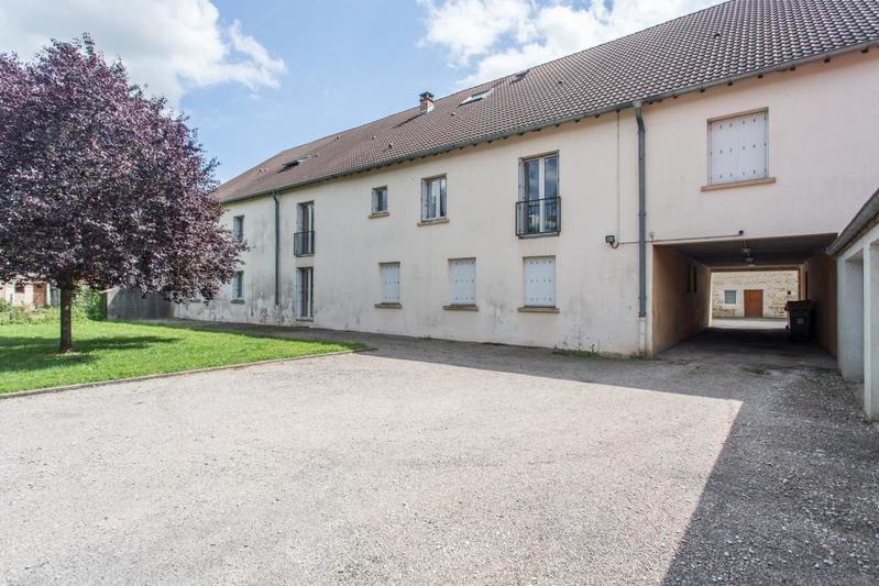 Appartement - 90 m² - 3 pièces