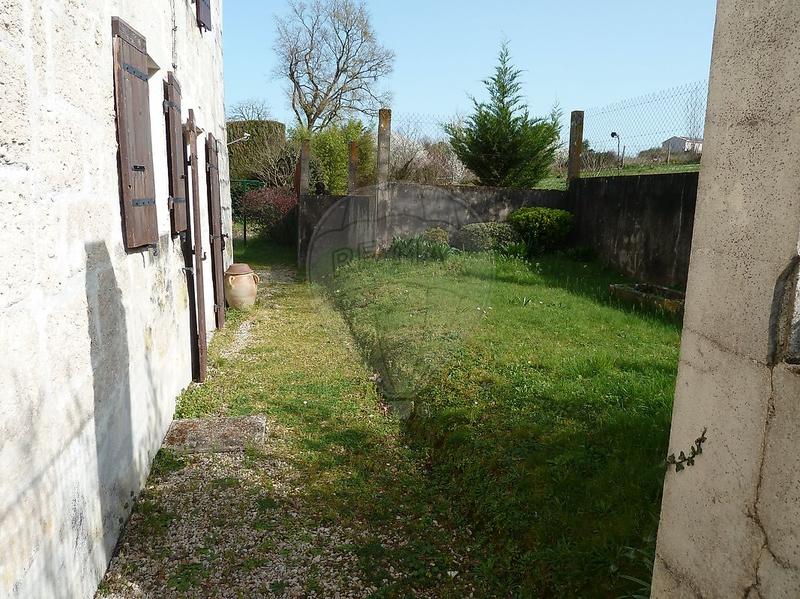 Maison en pierre - 86 m² - 4 pièces