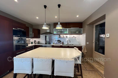 Maison - 190 m² - 6 pièces