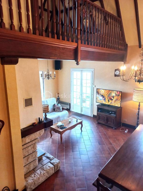 Maison traditionnelle - 135 m² - 7 pièces