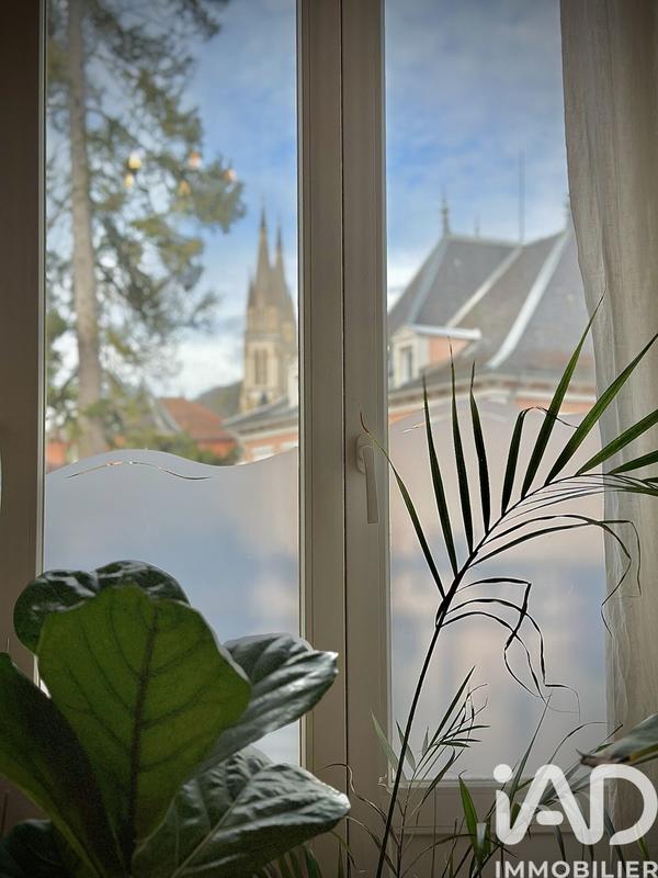 Appartement - 136 m² - 6 pièces