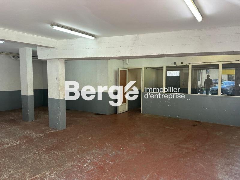 Local commercial - 107 m²