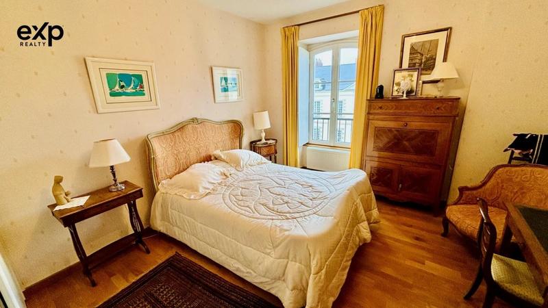 Duplex - 179 m² - 6 pièces