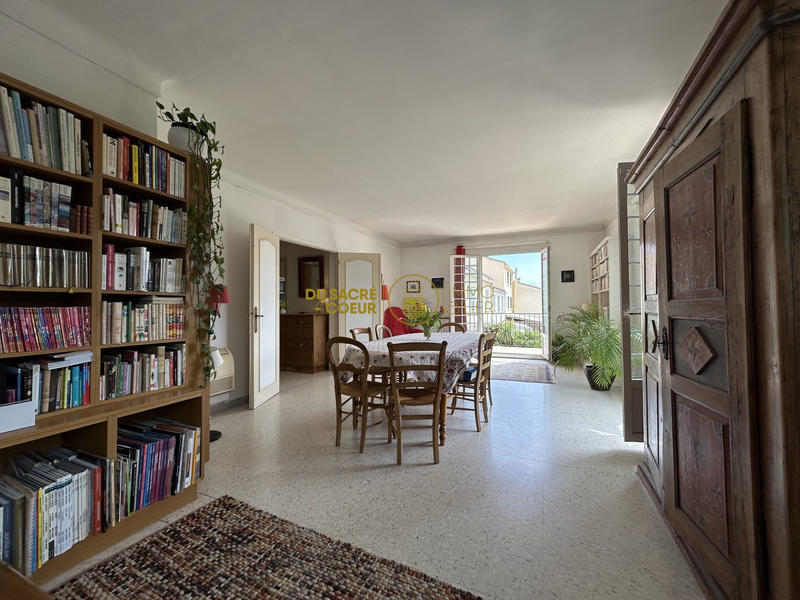 Maison - 213 m² - 6 pièces