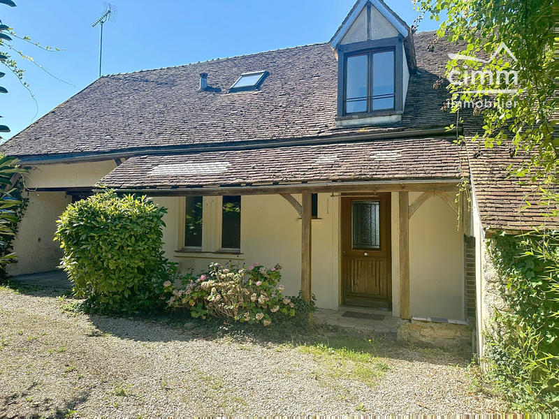 Maison - 105 m² - 4 pièces