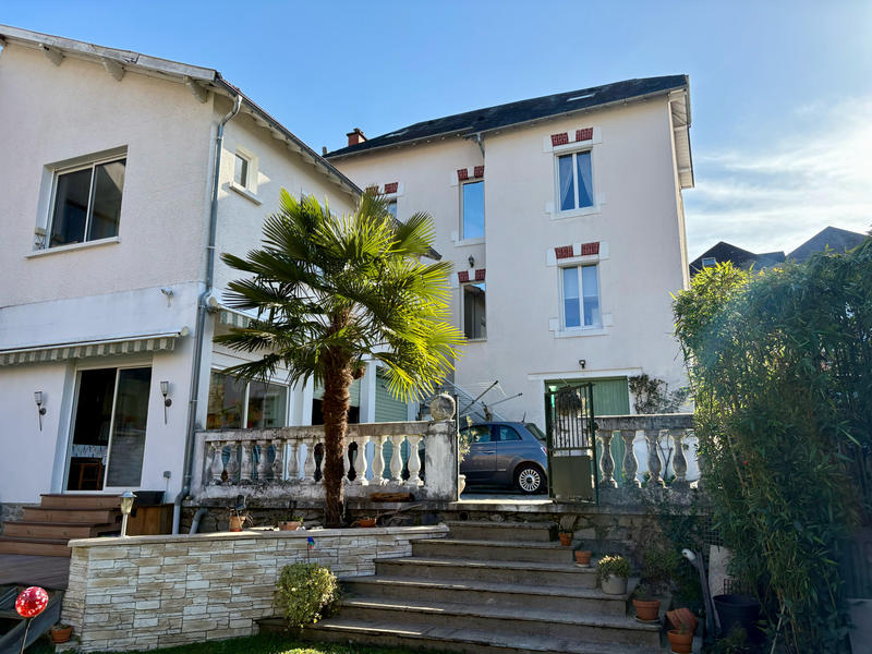 Maison - 140 m² - 6 pièces