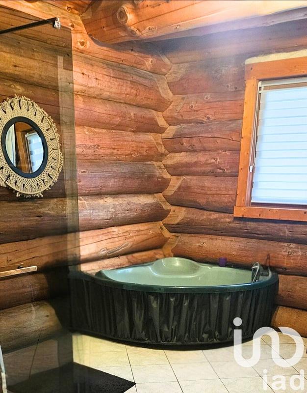 Maison de ville - 111 m² - 5 pièces