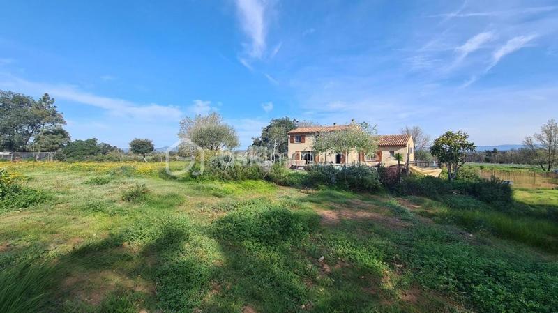 Propriété - 162 m² - 6 pièces