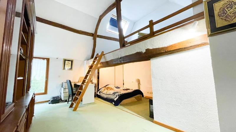 Maison - 175 m² - 6 pièces