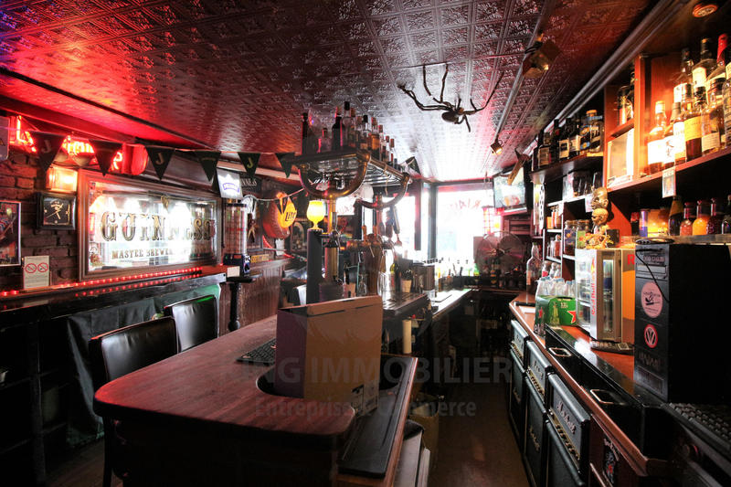 Fonds de commerce - Magasins - 69 m²