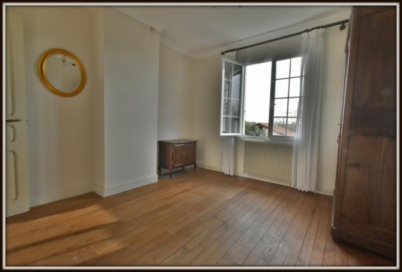 Maison - 181 m² - 7 pièces