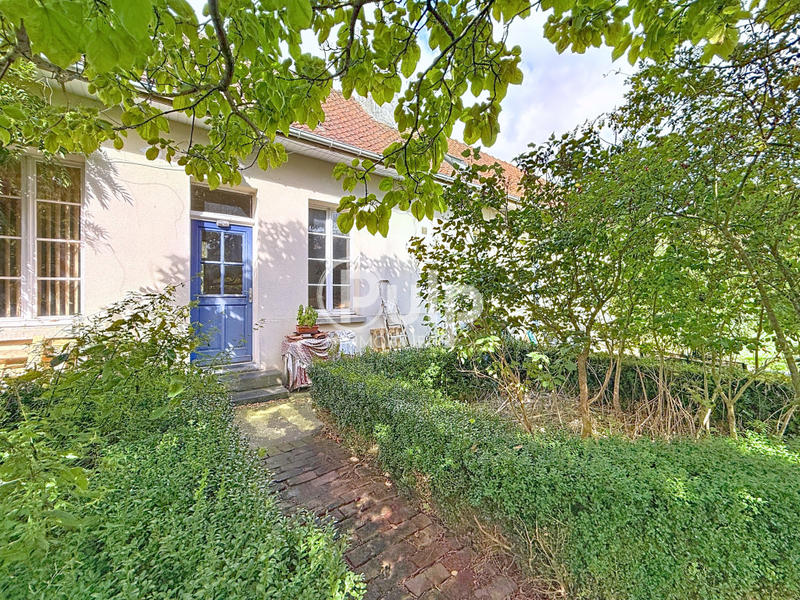 Immeuble - 245 m² - 12 pièces