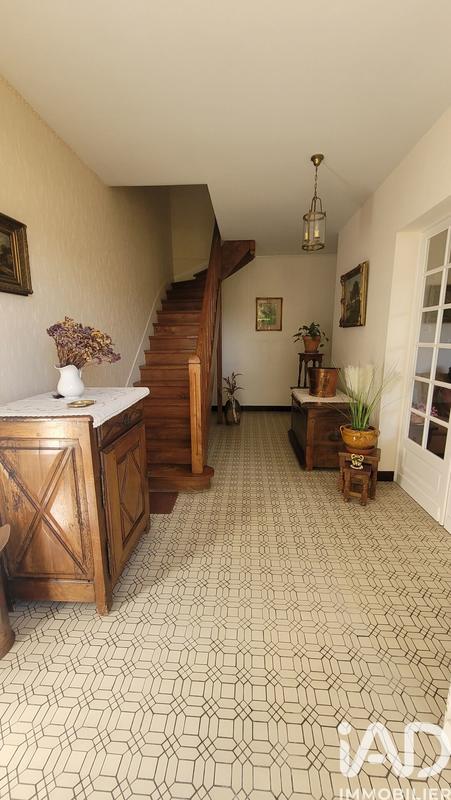 Maison - 185 m² - 7 pièces