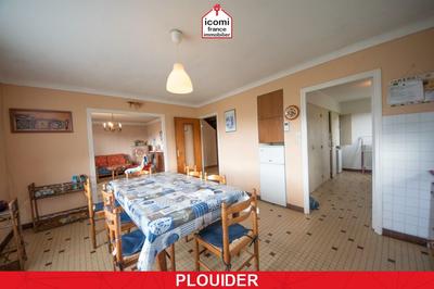 Maison - 140 m² - 8 pièces