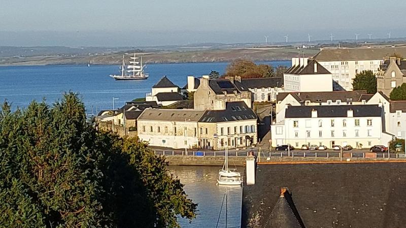 Maison - 235 m² - 7 pièces