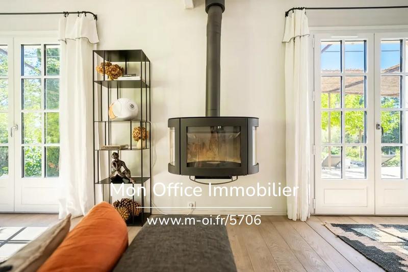 Villa - 220 m² - 7 pièces