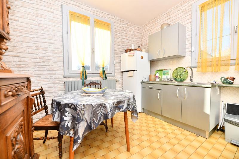 Maison - 102 m² - 5 pièces
