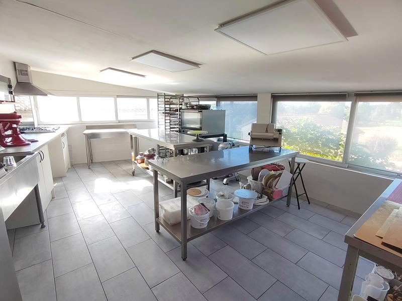 Maison - 222 m² - 10 pièces