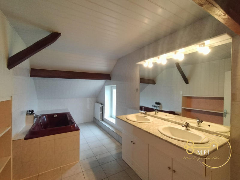 Maison - 108 m² - 5 pièces