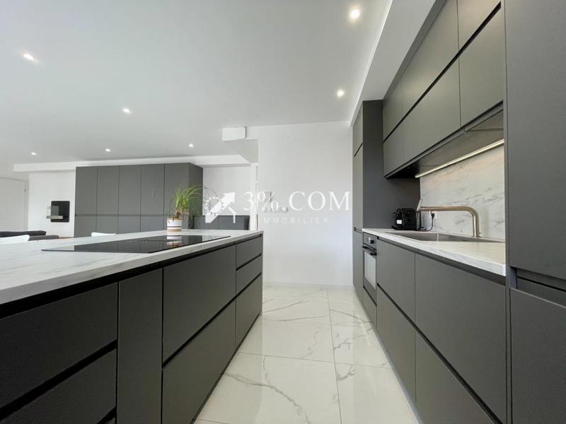 Appartement - 85 m² - 3 pièces